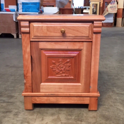 Tủ Đầu Giường Gỗ Xoan Đào Tự Nhiên